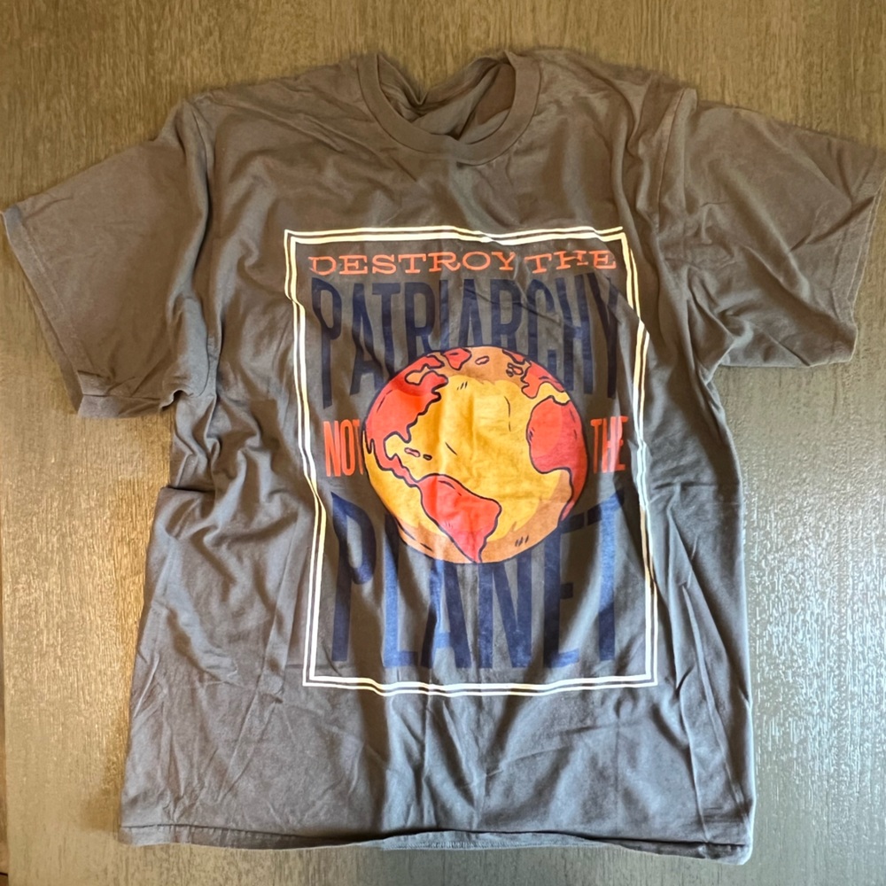 Destroy the Patriarchy Graphic Tee | Charcoal Gray | Size L
